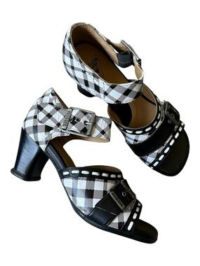 John Fluevog Operetta Renee Buckle Sandal Black / White Plaid Size 7